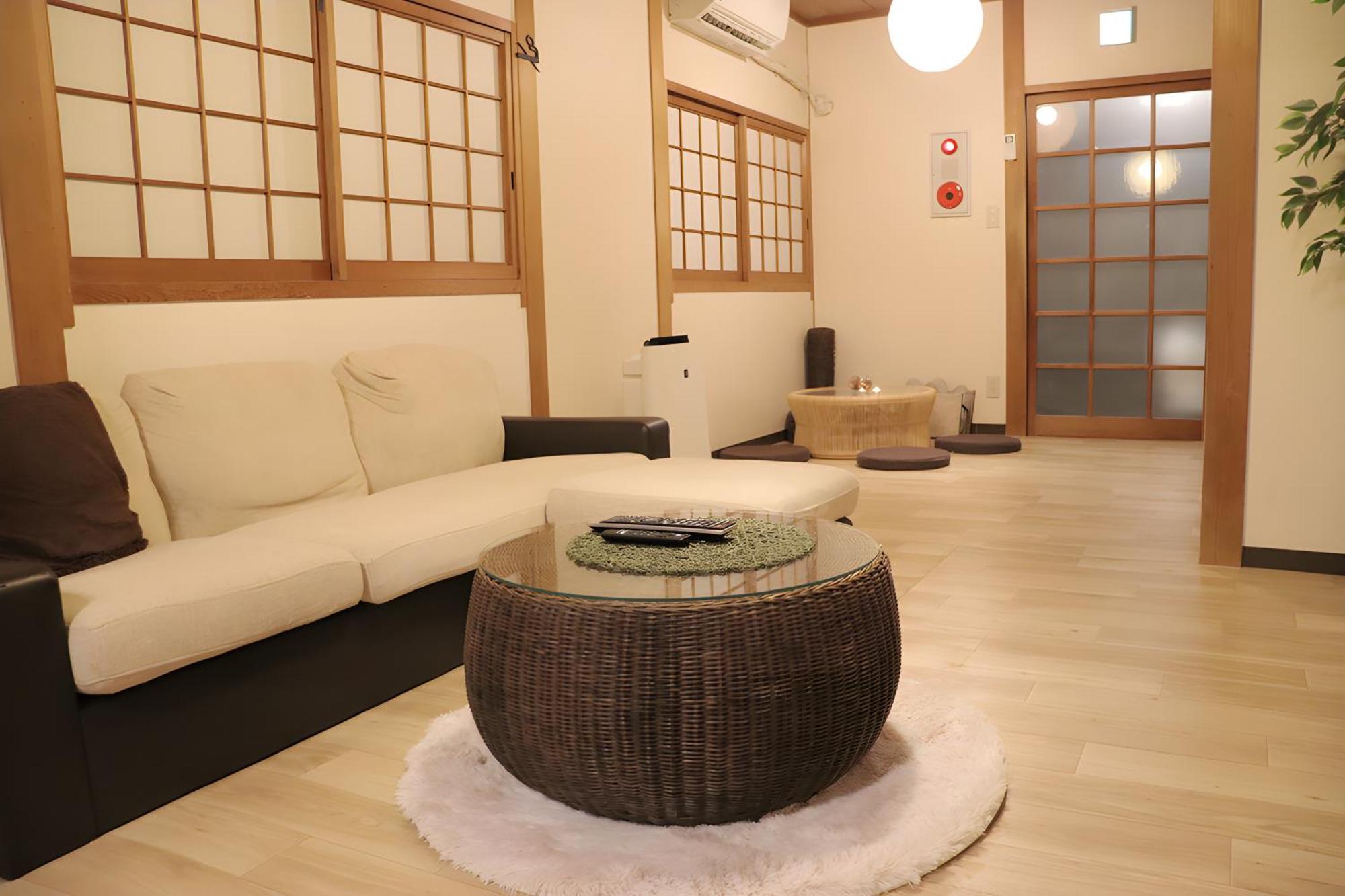 Villa Renewal 天神橋筋六丁目駅徒歩2分 屋上テラス付き一軒家 天満居酒屋街2分 梅田10分 難波15分 Ōsaka Exterior foto